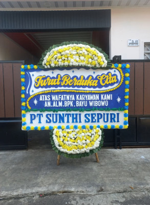 Papan Bunga Duka di Parakan Kauman