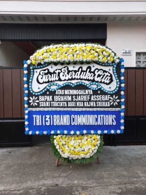 Papan Bunga Duka di Parakan Kauman